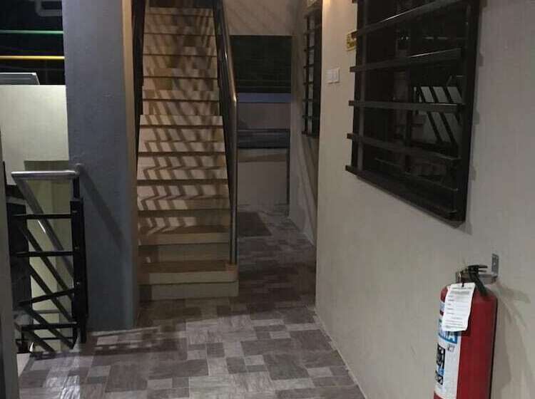 هتل Gravino Pension House