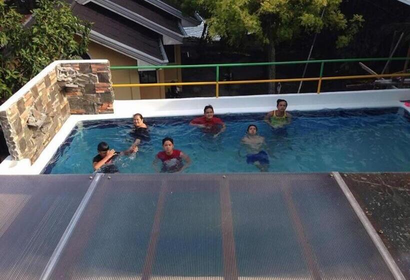 هتل Gravino Pension House