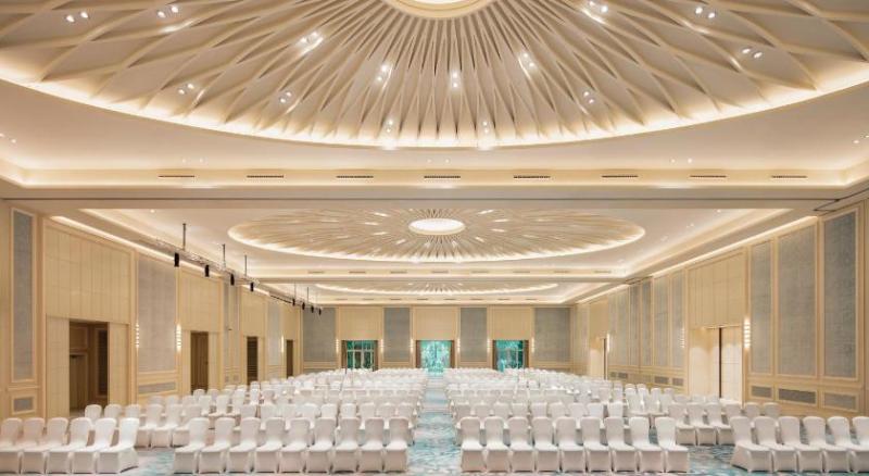 בית מלון כפרי Hilton Dalian Golden Pebble Beach Resort