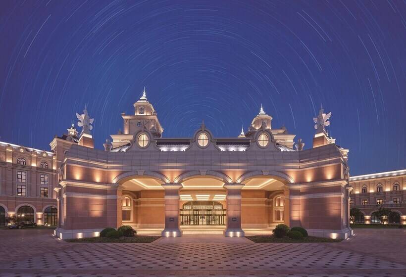 בית מלון כפרי Hilton Dalian Golden Pebble Beach Resort