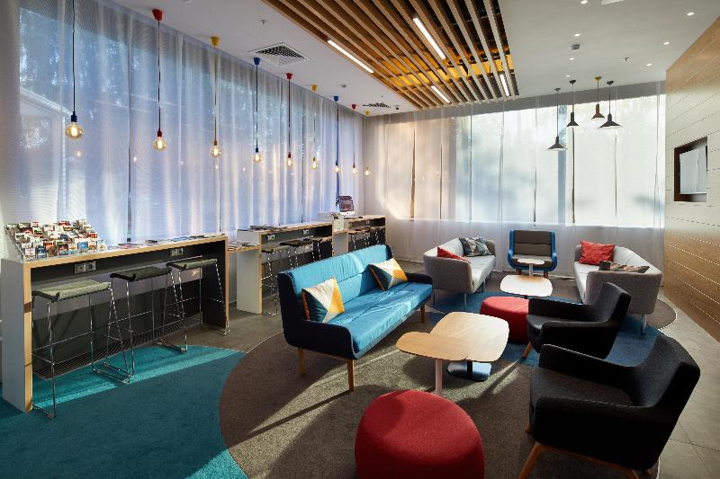 호텔 Holiday Inn Express Moscow Khovrino