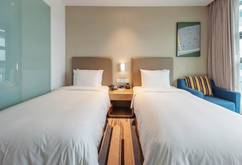 Отель Holiday Inn Express Suzhou Industrial Park By Ihg