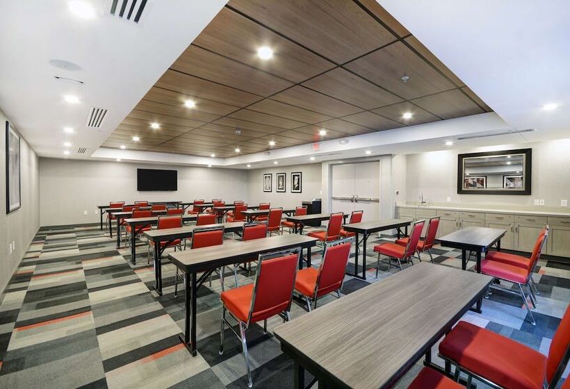 فندق Homewood Suites By Hilton Athens Downtown University Area