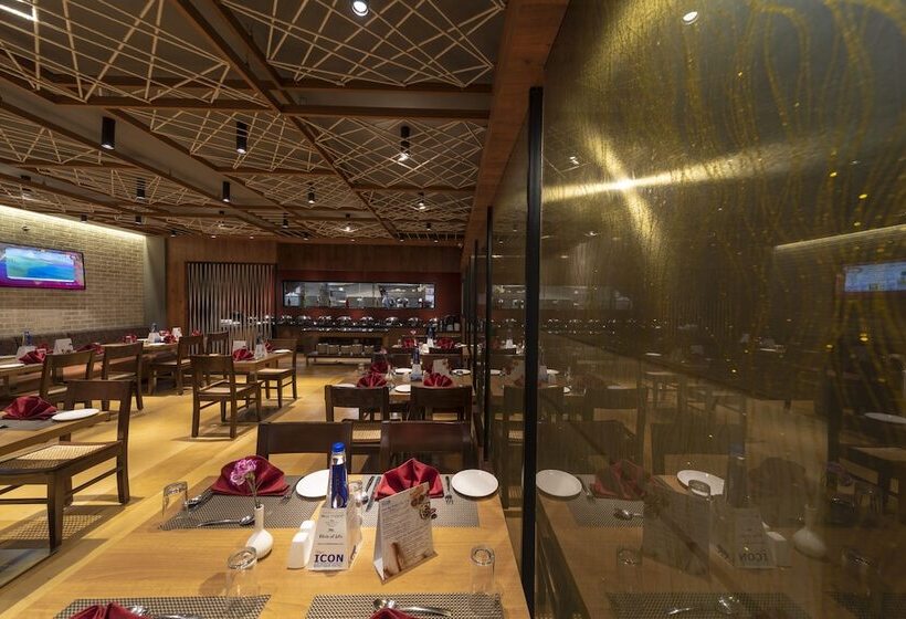 Отель Icon Boutique By Bhagini