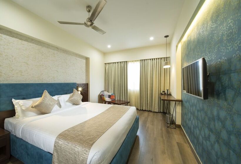 Отель Icon Boutique By Bhagini