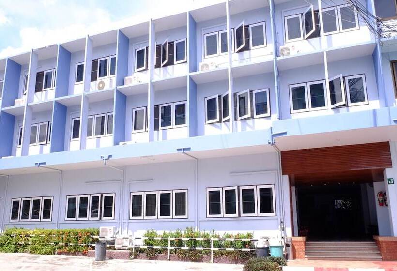 Отель Jor Koo City