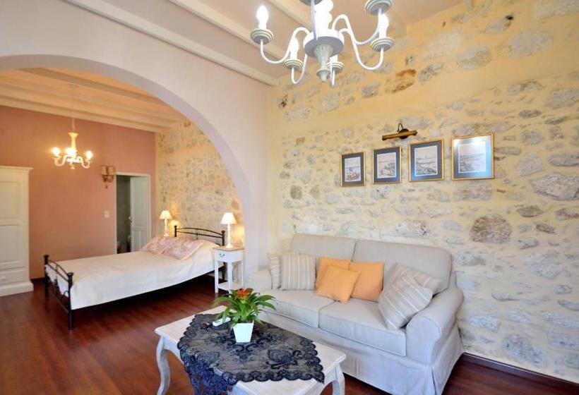 호텔 Lemon Tree House