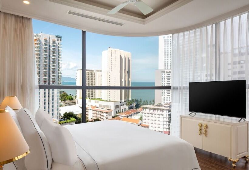 هتل Meliá Vinpearl Nha Trang Empire