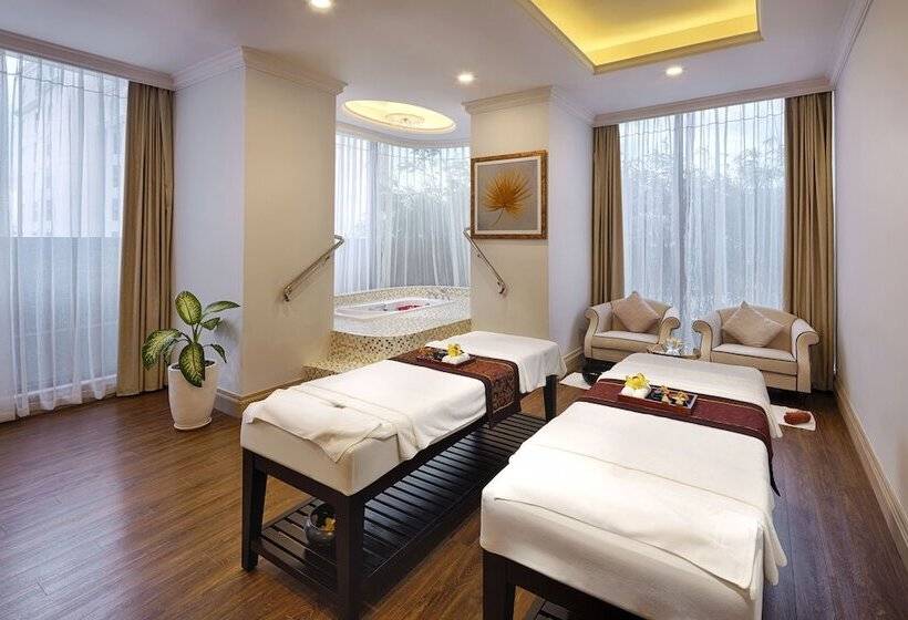 هتل Meliá Vinpearl Nha Trang Empire