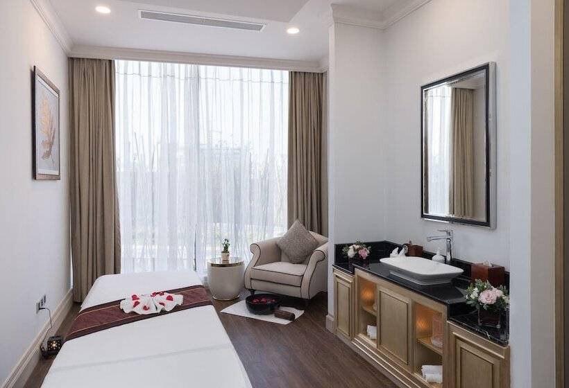 هتل Meliá Vinpearl Nha Trang Empire