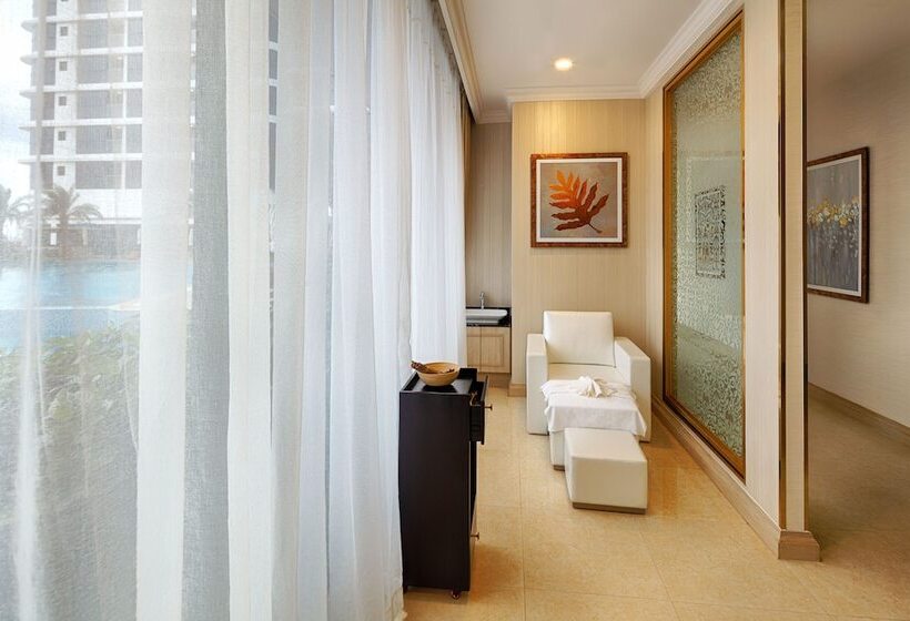 هتل Meliá Vinpearl Nha Trang Empire