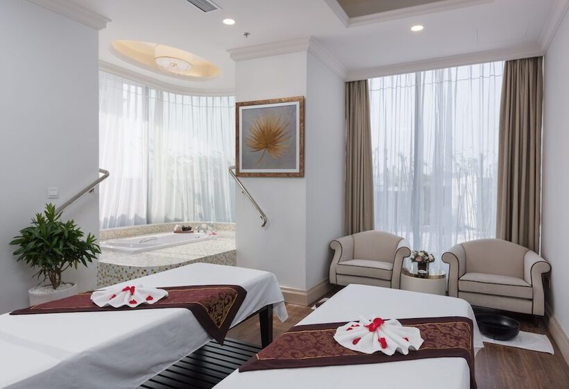 هتل Meliá Vinpearl Nha Trang Empire