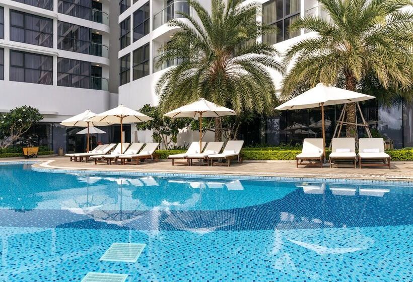 هتل Meliá Vinpearl Nha Trang Empire