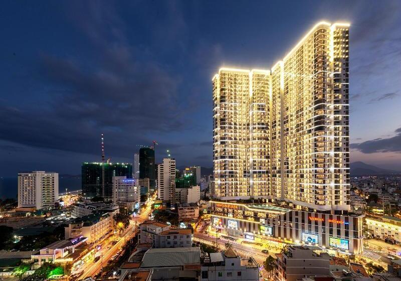 هتل Meliá Vinpearl Nha Trang Empire