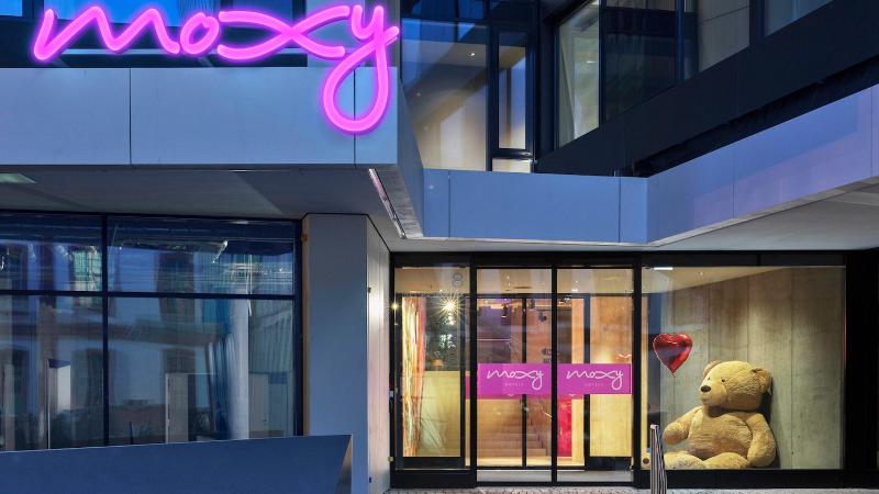 فندق Moxy Frankfurt City Center