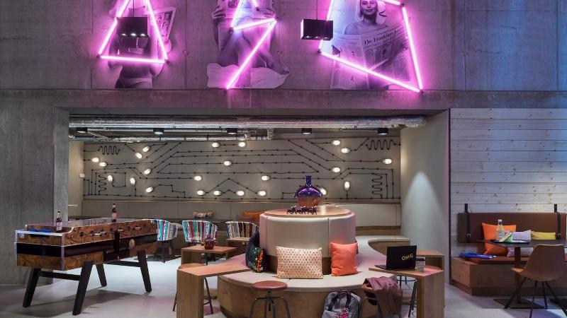 فندق Moxy Frankfurt City Center