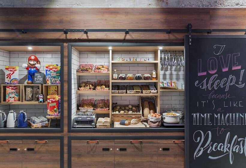 فندق Moxy Frankfurt City Center