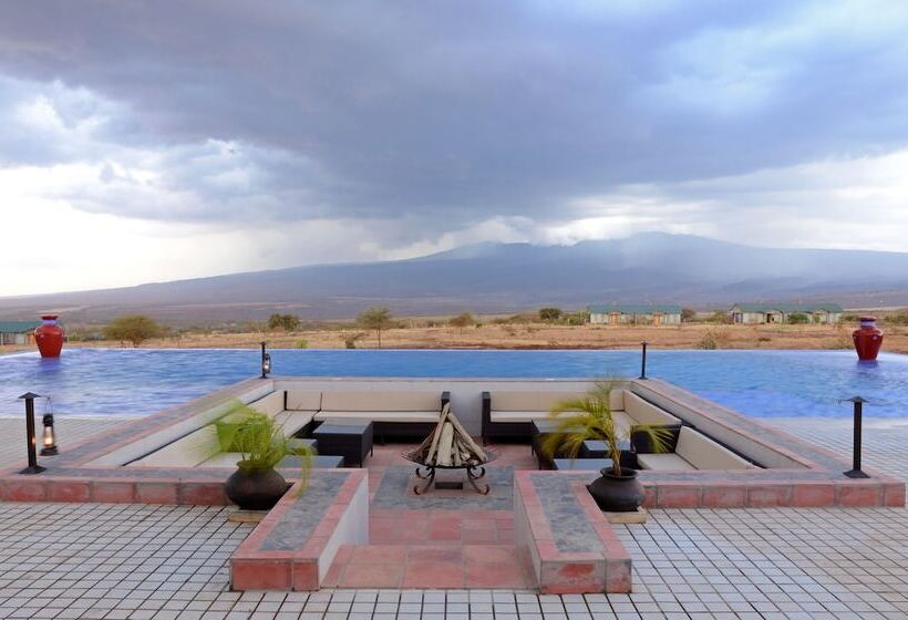 هتل Ngorongoro Oldeani Mountain Lodge