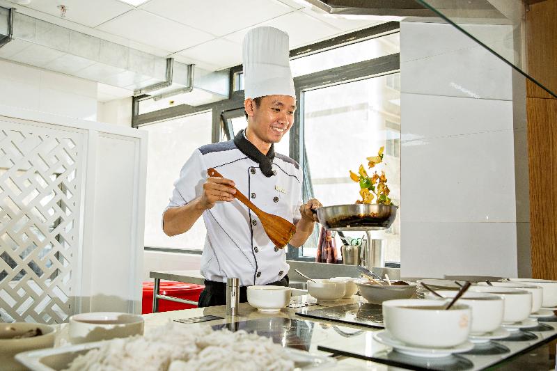 هتل Paris Deli Danang Beach