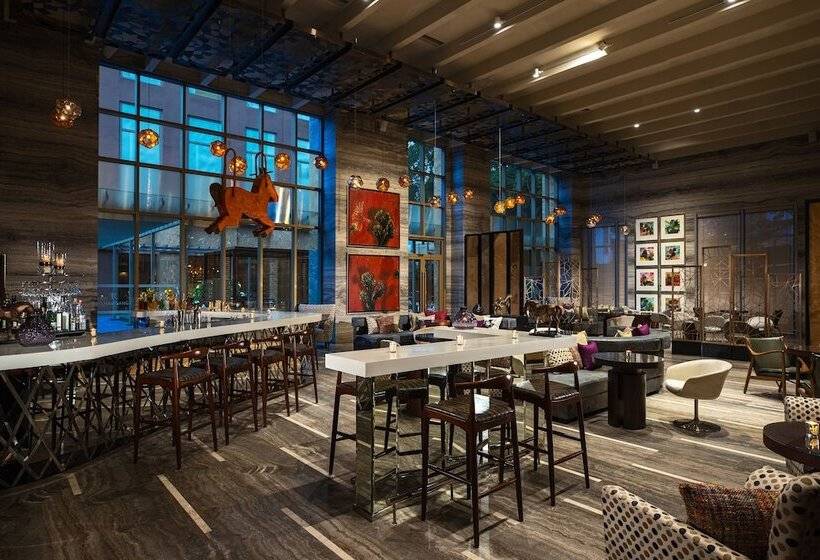 호텔 Renaissance Bengaluru Race Course