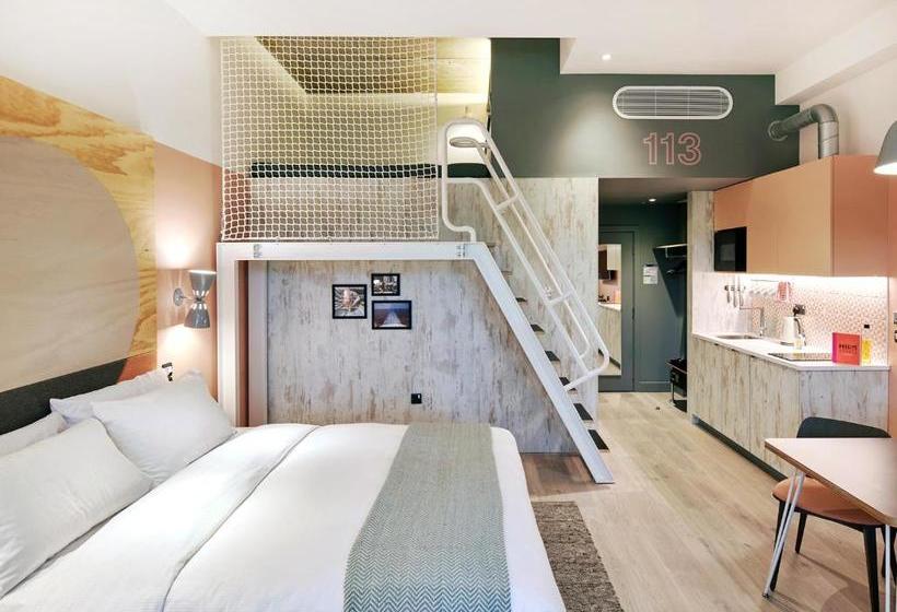 酒店 Room2 Southampton Hometel