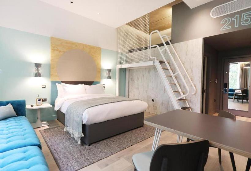 酒店 Room2 Southampton Hometel