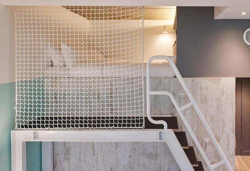 酒店 Room2 Southampton Hometel