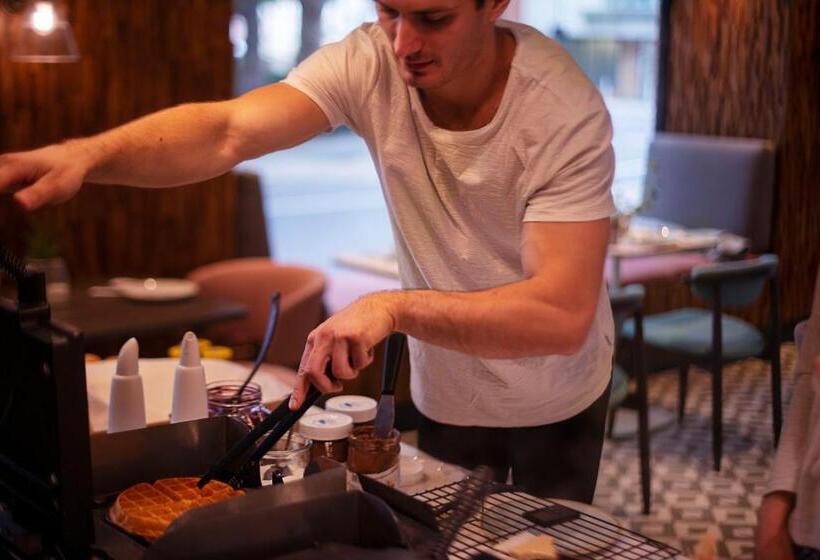 ホテル Room2 Southampton Hometel