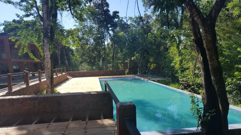 هتل Selvaje Lodge Iguazu