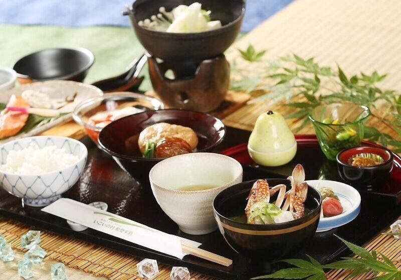 Отель Shiganosato Onsen Ikoinomura Notohantou