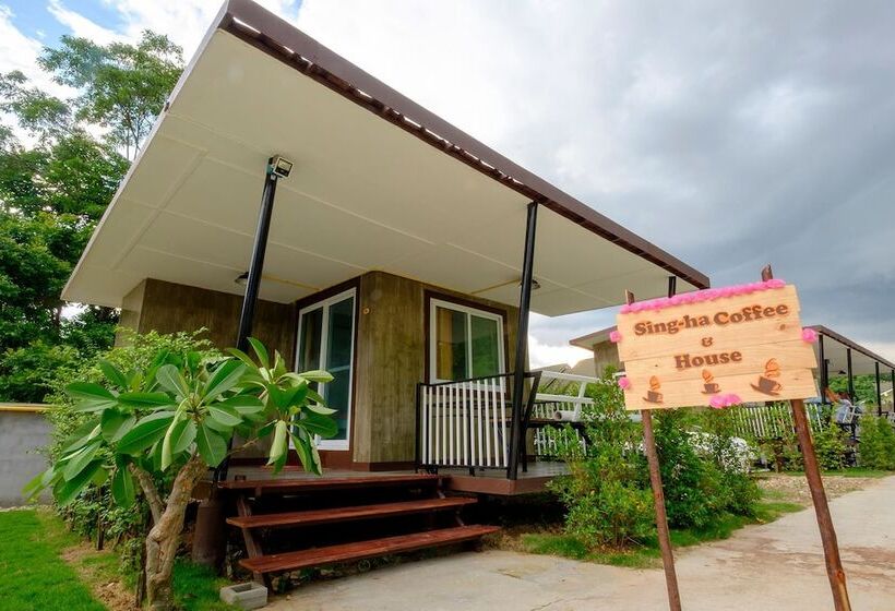 בית מלון כפרי Sing Ha Coffee & House