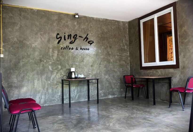בית מלון כפרי Sing Ha Coffee & House