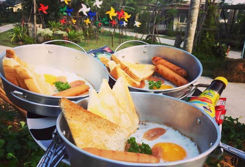 בית מלון כפרי Sing Ha Coffee & House