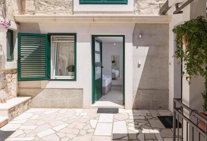 Hotel Split Center Suites