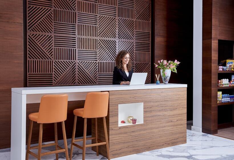 هتل Staybridge Suites   Doha Lusail, An Ihg