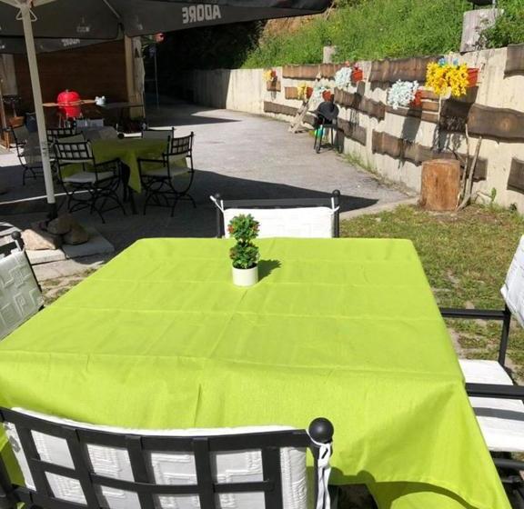 Отель Sunny Hills Ski&wellness