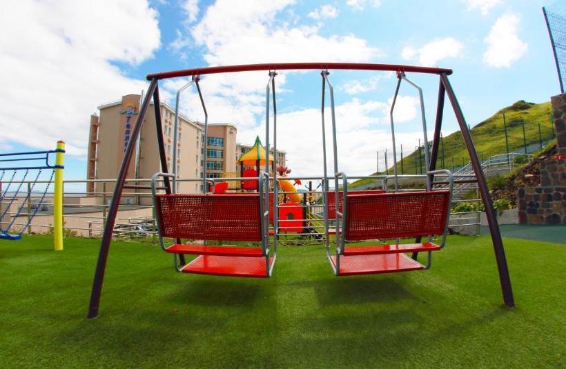 Отель Teploe More