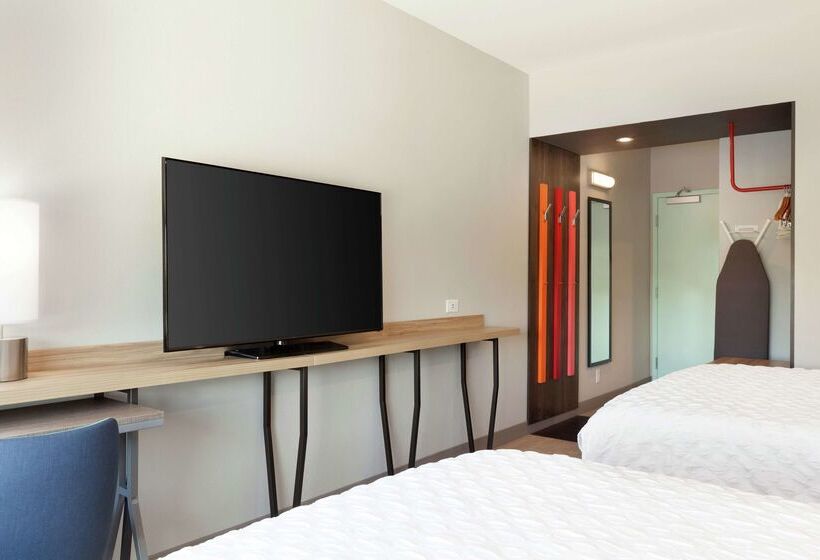 هتل Tru By Hilton Lake Charles