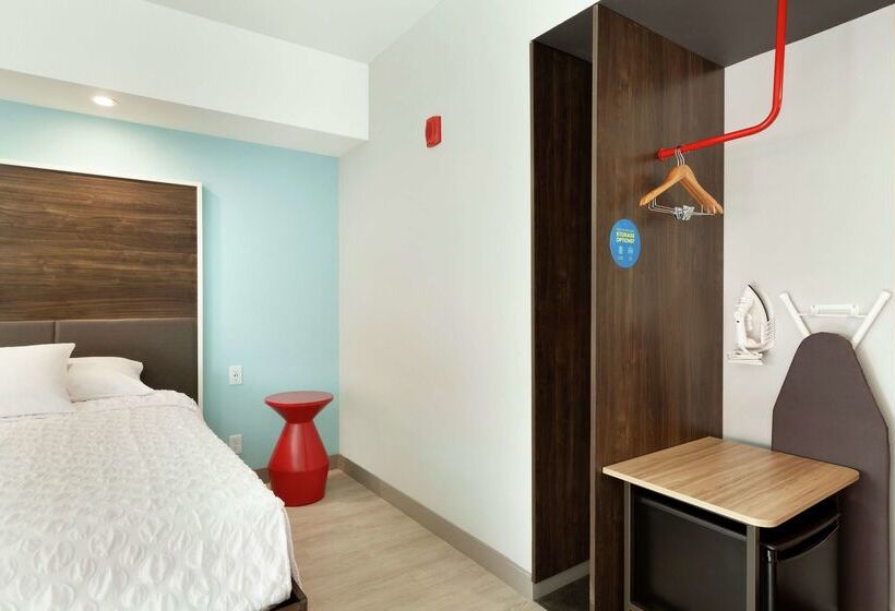 هتل Tru By Hilton Lake Charles