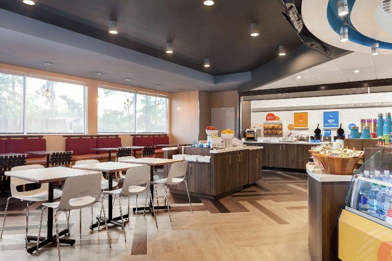 هتل Tru By Hilton Lake Charles