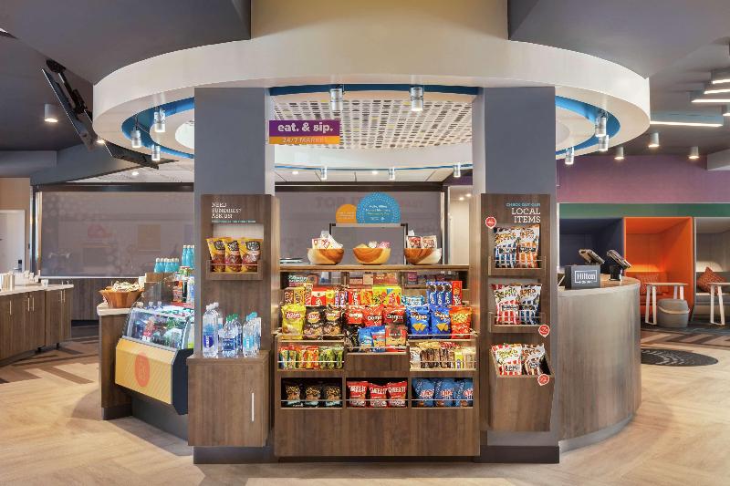 هتل Tru By Hilton Lake Charles