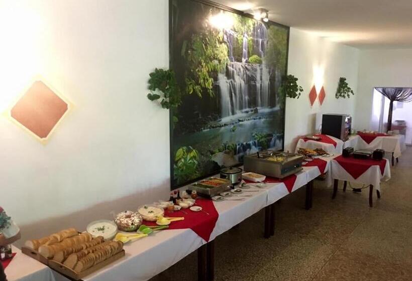 ホテル Zdravets Free Parking