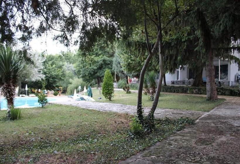 ホテル Zdravets Free Parking