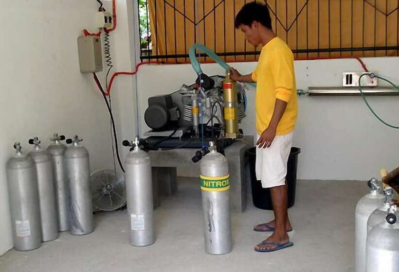 Malapascua Beach And Dive Resort