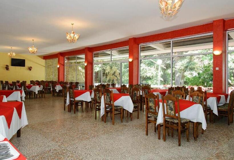 ホテル Zdravets Free Parking