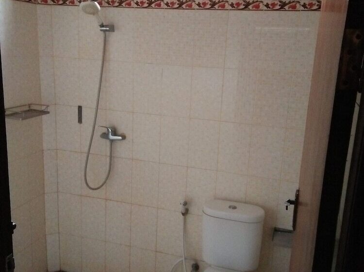 פנסיון Puri Mandhara Lovina