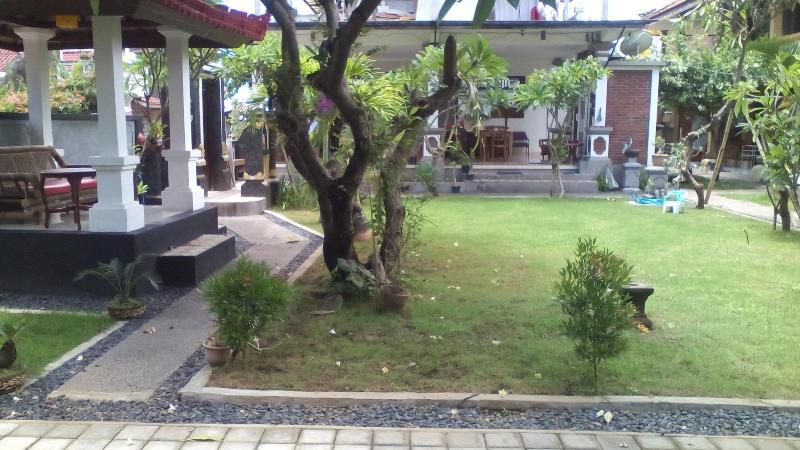 פנסיון Puri Mandhara Lovina