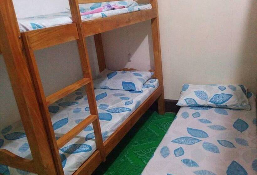 Emok S Guest House   Hostel