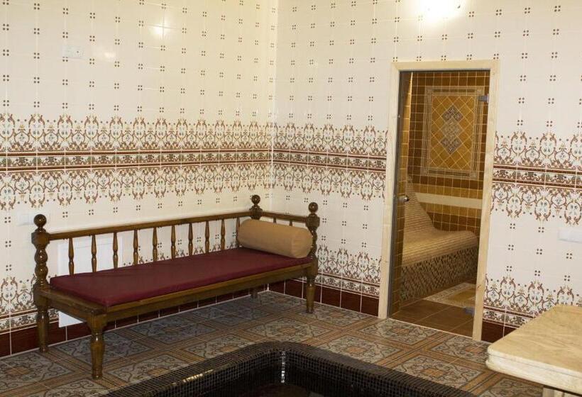 هاستل Karavella