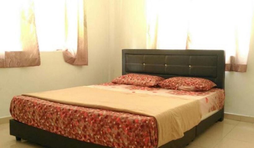 Bed and Breakfast Anggerik Residence